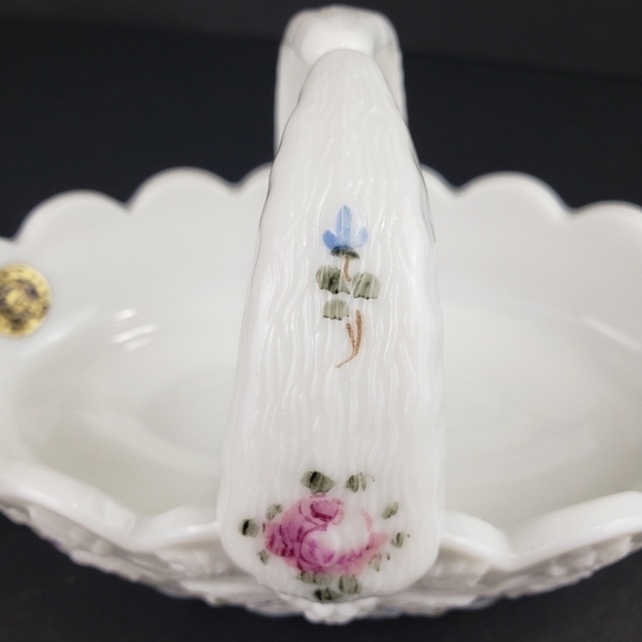 Westmoreland Milk Glass Basket Roses and Blue Vine Grapes Candy Dish Vintage - Picture 10 of 16